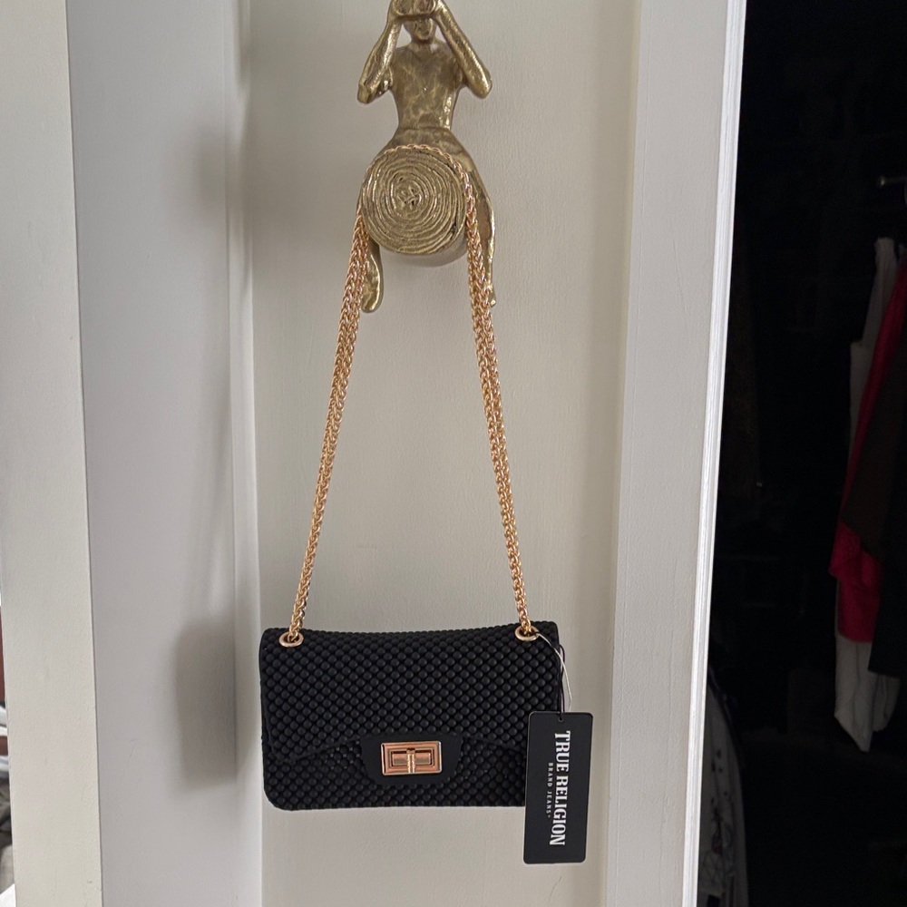 True Religion Black Textured Shoulder Bag with Gold Chain - Picture 1 of 10